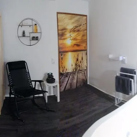 Ferienwohnung Christine Mit Sauna Und Whirlpool Utzerath Exterior photo