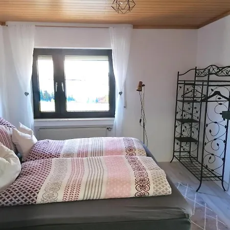 Ferienwohnung Christine Mit Sauna Und Whirlpool Utzerath Exterior photo
